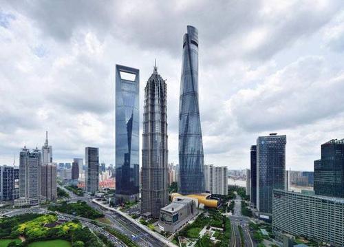 上海最高的三座大厦分别叫什么（这些大厦有什么特别之处）